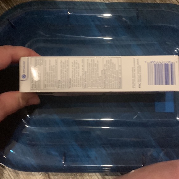 Gum rescue toothpaste - Picture 2 of 2